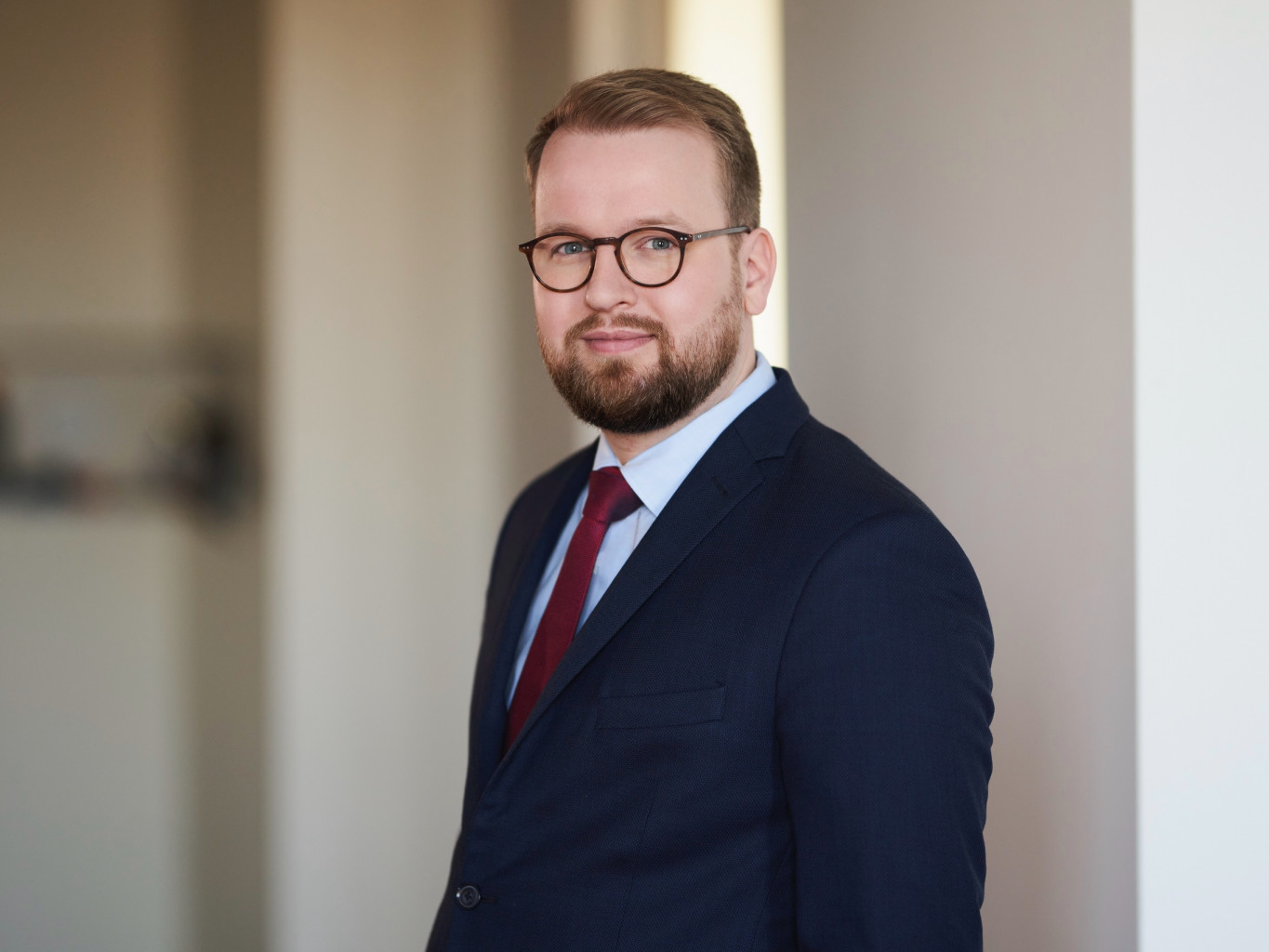 Dr. Till Valentin Völger